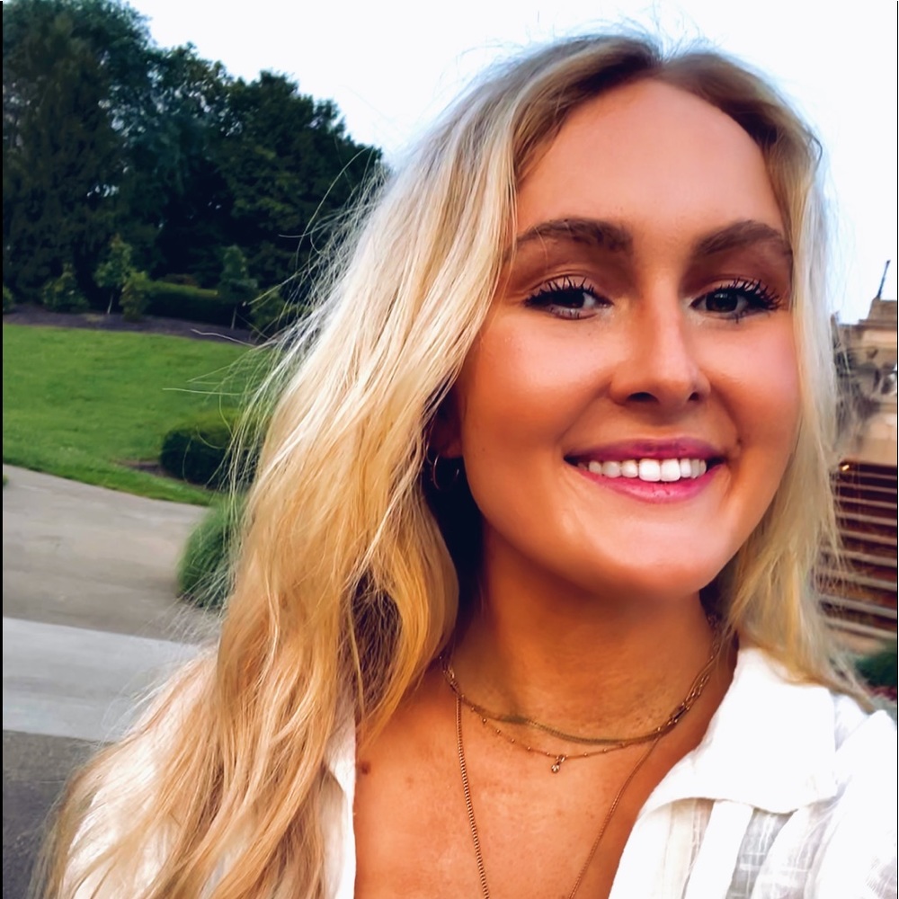 Meet your Posher, Meredith ! ☺️